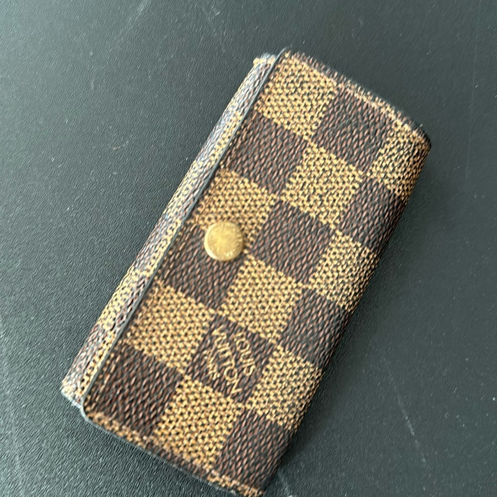LV key holder, four key hooks